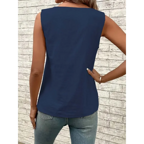 Blusa Casual Regata com Gola Assimétrica Fiorenze