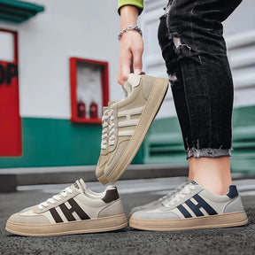 Tênis Casual de Couro Stripe